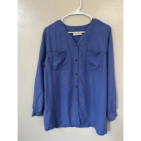 90s Lord & Taylor Silk Blue Button Down Blouse Tailored Size Medium Shirt Top - Picture 2 of 9